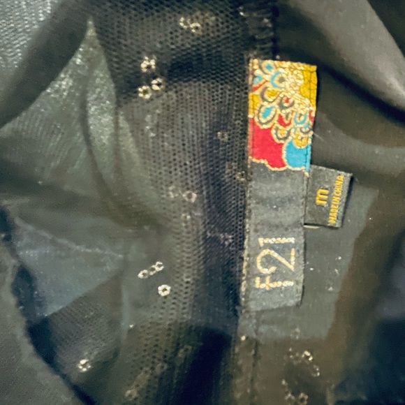 f21 Black Sequined Cocktail Dress w/sheer details - Medium - Picture 3 of 3